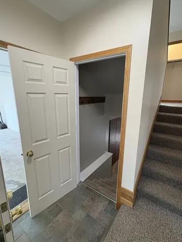 1209 Appaloosa Trail Mchenry IL 60051