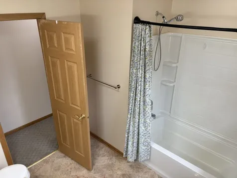 1209 Appaloosa Trail Mchenry IL 60051