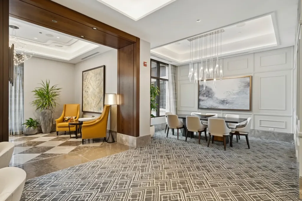 435 North Michigan Avenue Chicago IL 60611
