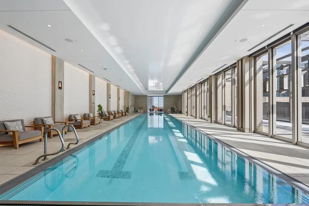 435 North Michigan Avenue Chicago IL 60611