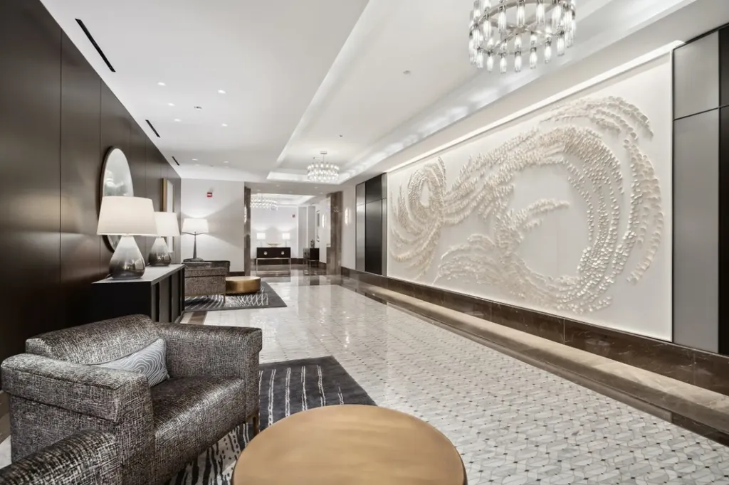 435 North Michigan Avenue Chicago IL 60611
