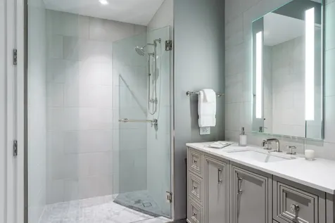 435 North Michigan Avenue Chicago IL 60611