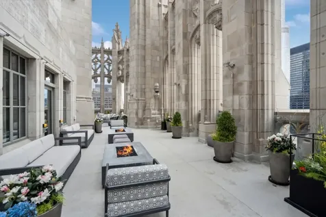 435 North Michigan Avenue Chicago IL 60611