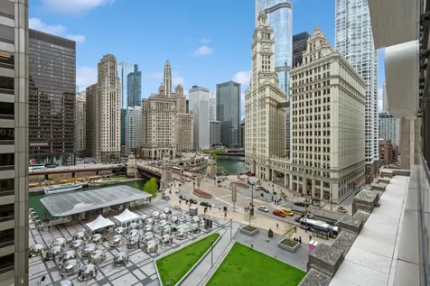 435 North Michigan Avenue Chicago IL 60611
