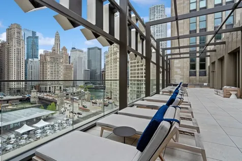 435 North Michigan Avenue Chicago IL 60611