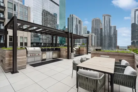 435 North Michigan Avenue Chicago IL 60611