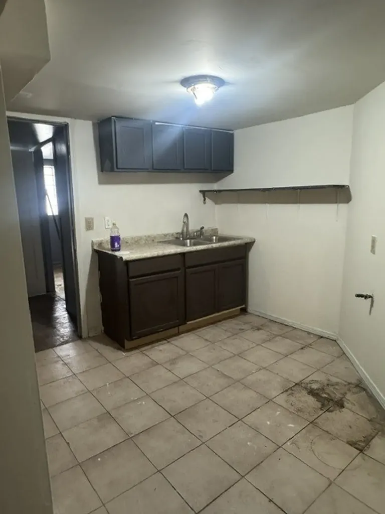 4445 West Maypole Avenue Chicago IL 60624
