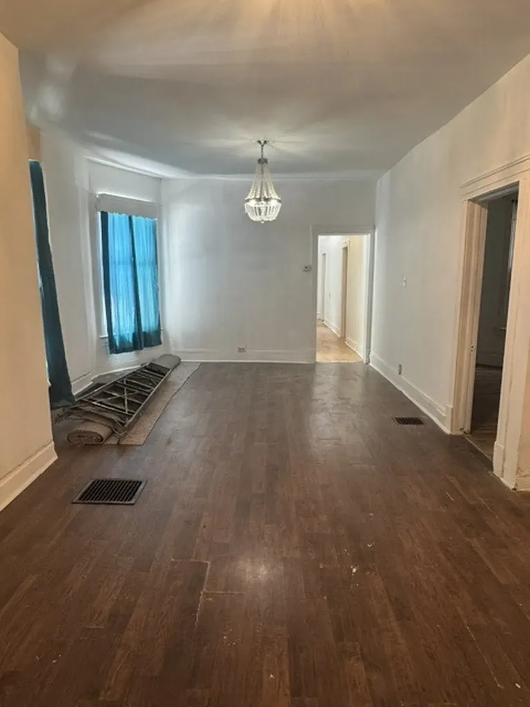 4445 West Maypole Avenue Chicago IL 60624