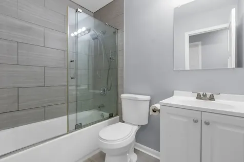 1295 Foxcroft Drive Aurora IL 60506