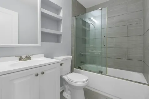 1295 Foxcroft Drive Aurora IL 60506