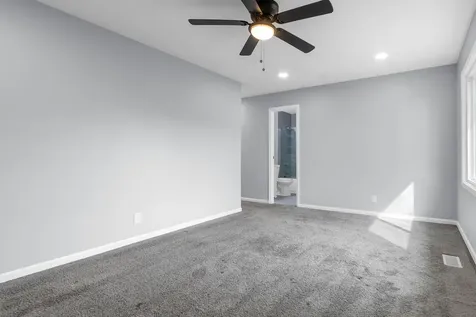 1295 Foxcroft Drive Aurora IL 60506
