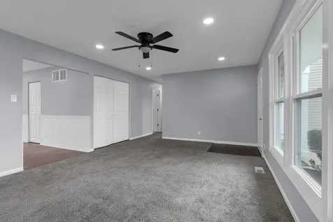 1295 Foxcroft Drive Aurora IL 60506