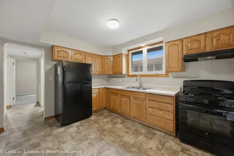 10142 South California Avenue Evergreen Park IL 60805