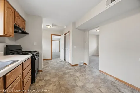 10142 South California Avenue Evergreen Park IL 60805