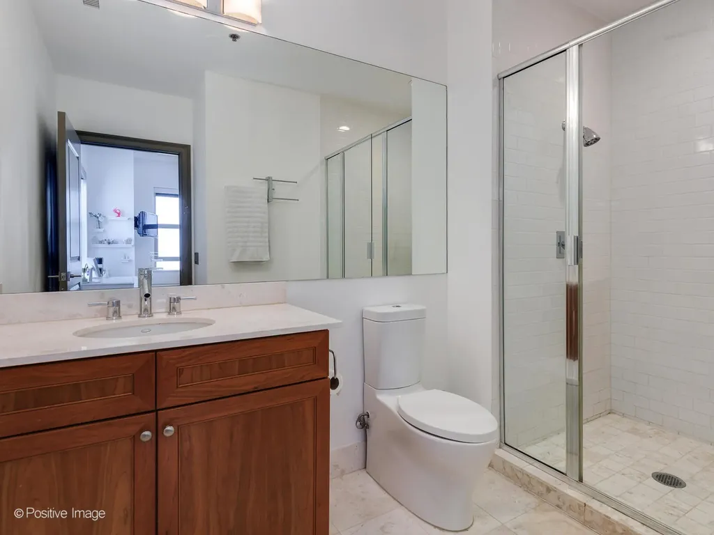 1035 North Dearborn Street Chicago IL 60610