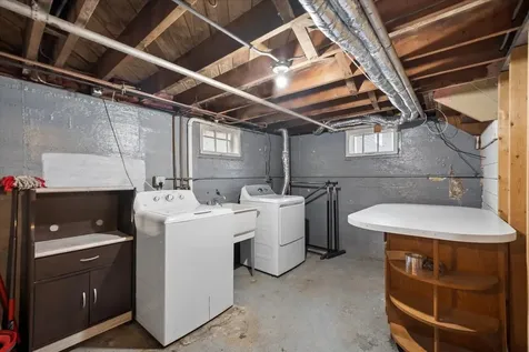206 North Street East Dundee IL 60118