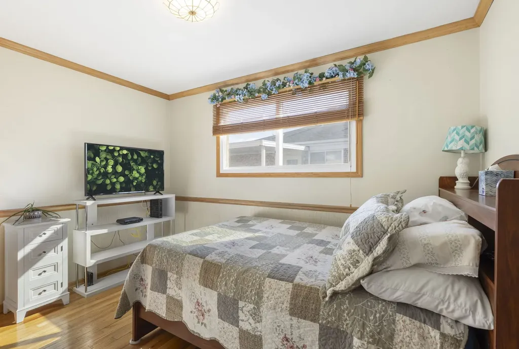 8400 South Knox Avenue Chicago IL 60652