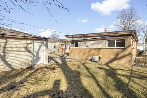 8400 South Knox Avenue Chicago IL 60652