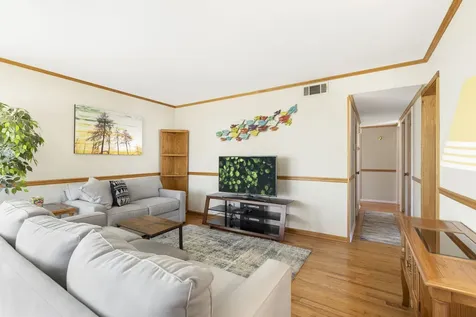 8400 South Knox Avenue Chicago IL 60652