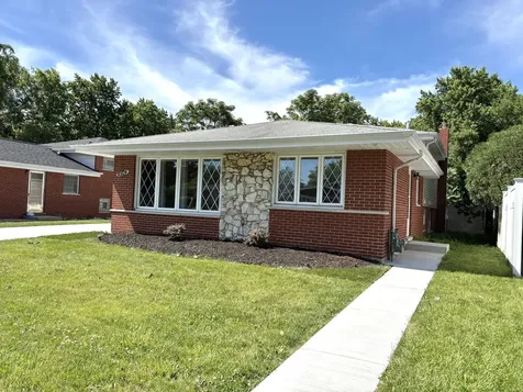 10824 Laramie Avenue Oak Lawn IL 60453