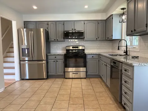 10824 Laramie Avenue Oak Lawn IL 60453