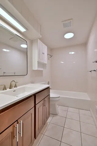 7142 North Keating Avenue Lincolnwood IL 60712