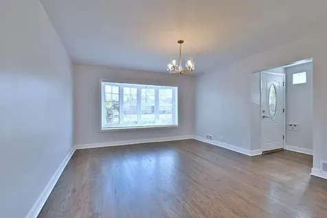 7142 North Keating Avenue Lincolnwood IL 60712