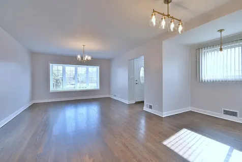 7142 North Keating Avenue Lincolnwood IL 60712