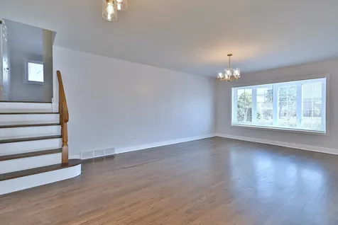 7142 North Keating Avenue Lincolnwood IL 60712