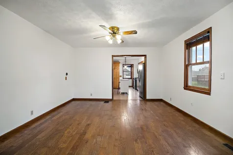 203 East Lake Street Ashkum IL 60911