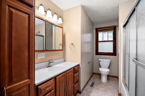 203 East Lake Street Ashkum IL 60911