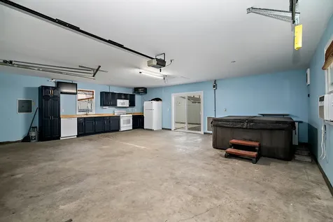 203 East Lake Street Ashkum IL 60911