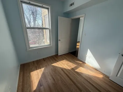 411 North Hamlin Avenue Chicago IL 60624
