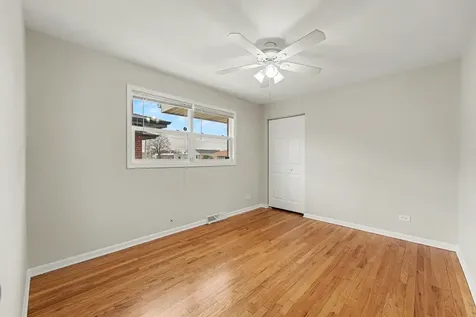 445 Luella Avenue Calumet City IL 60409