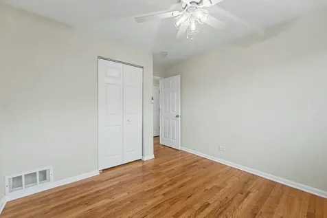 445 Luella Avenue Calumet City IL 60409