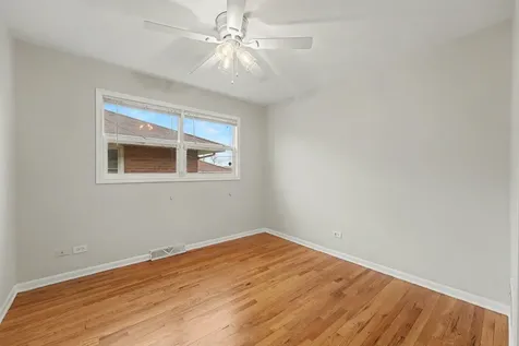 445 Luella Avenue Calumet City IL 60409