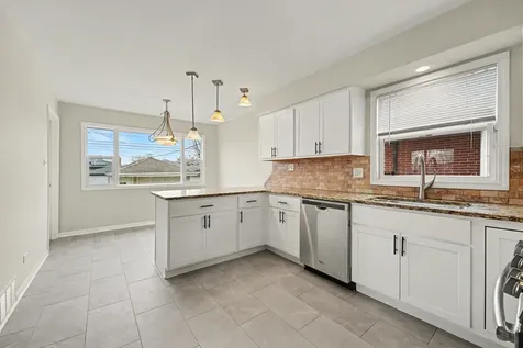 445 Luella Avenue Calumet City IL 60409