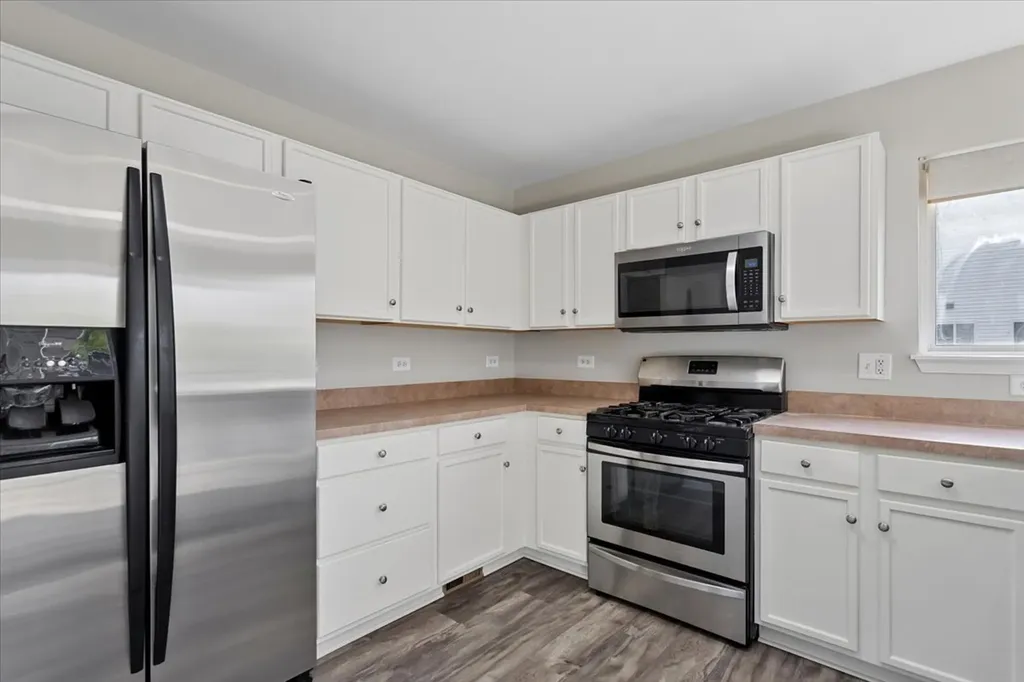 14516 Patriot Square Drive W Plainfield IL 60544
