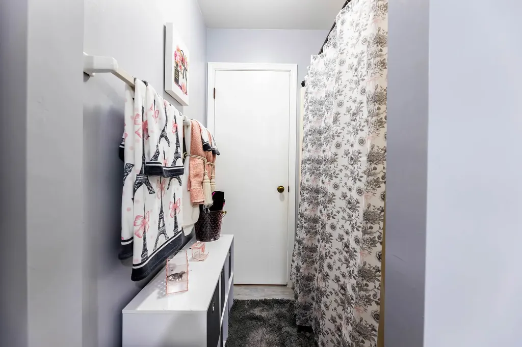 970 Camden Lane Aurora IL 60504