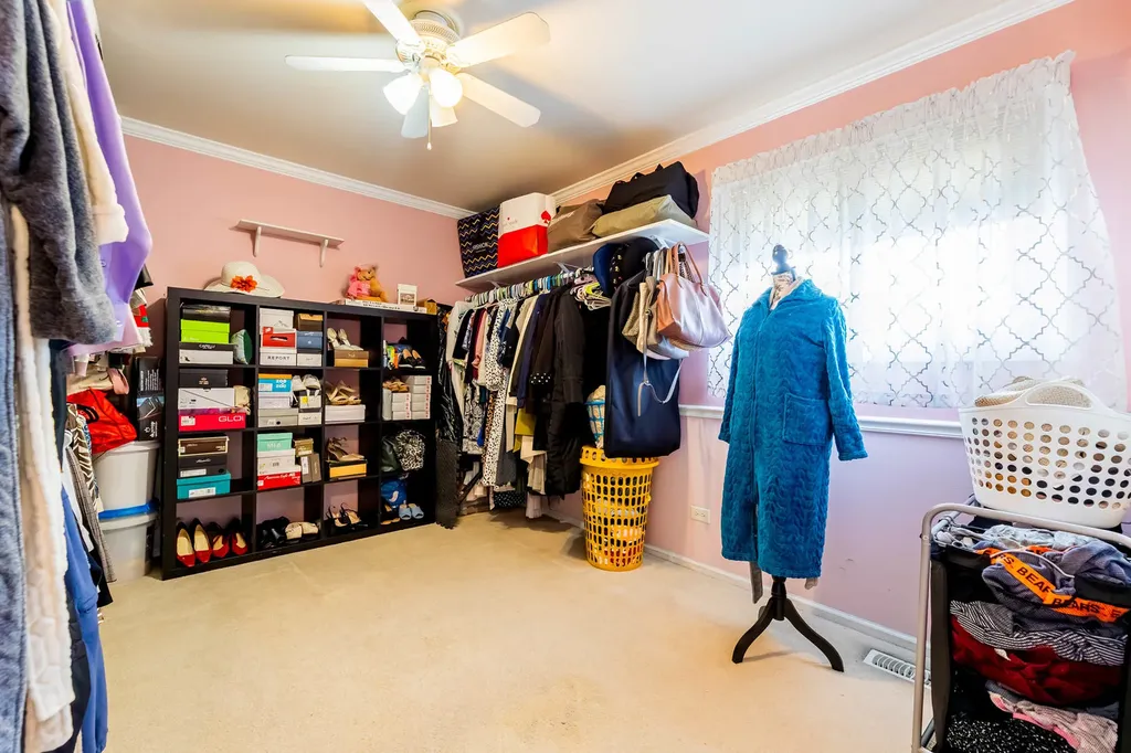 970 Camden Lane Aurora IL 60504
