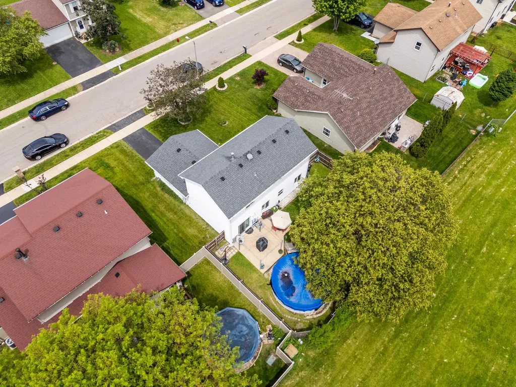 970 Camden Lane Aurora IL 60504