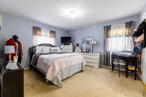 970 Camden Lane Aurora IL 60504