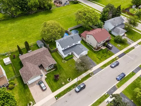970 Camden Lane Aurora IL 60504