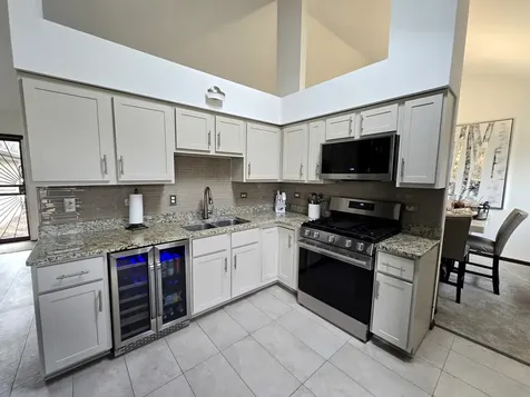 22709 Jamie Court Richton Park IL 60471