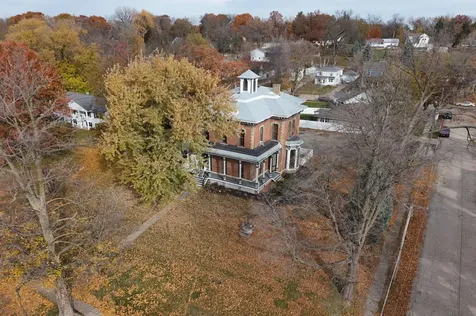 402 West Lincolnway Road Morrison IL 61270