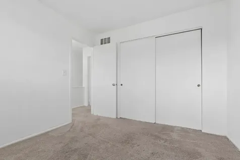 2033 Lioncrest Drive Richton Park IL 60471