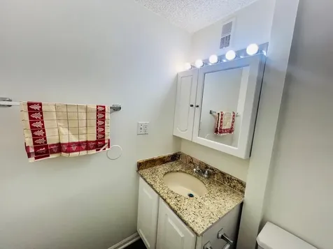1750 North Marywood Avenue Aurora IL 60505