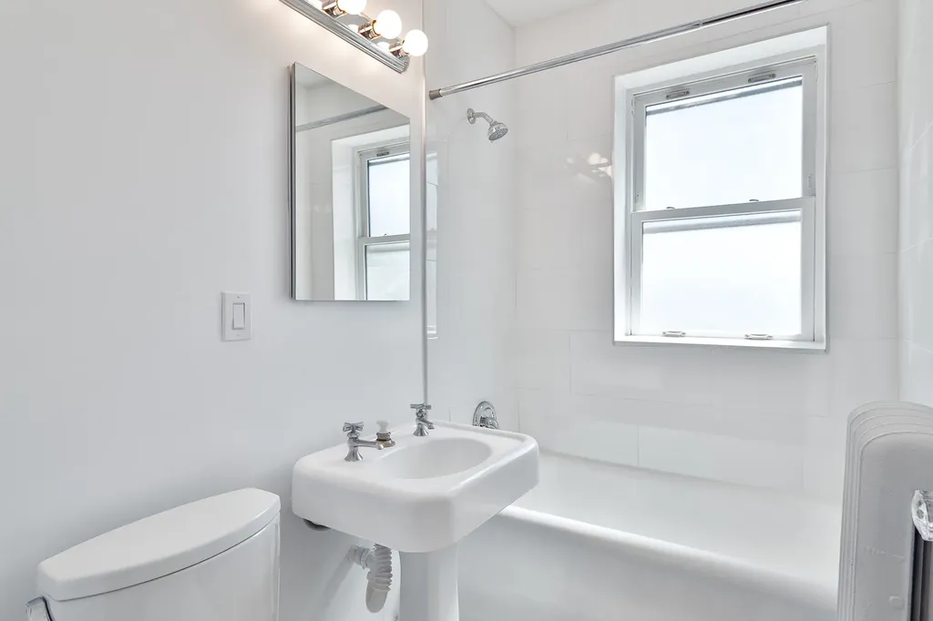 1218 West Albion Avenue Chicago IL 60626