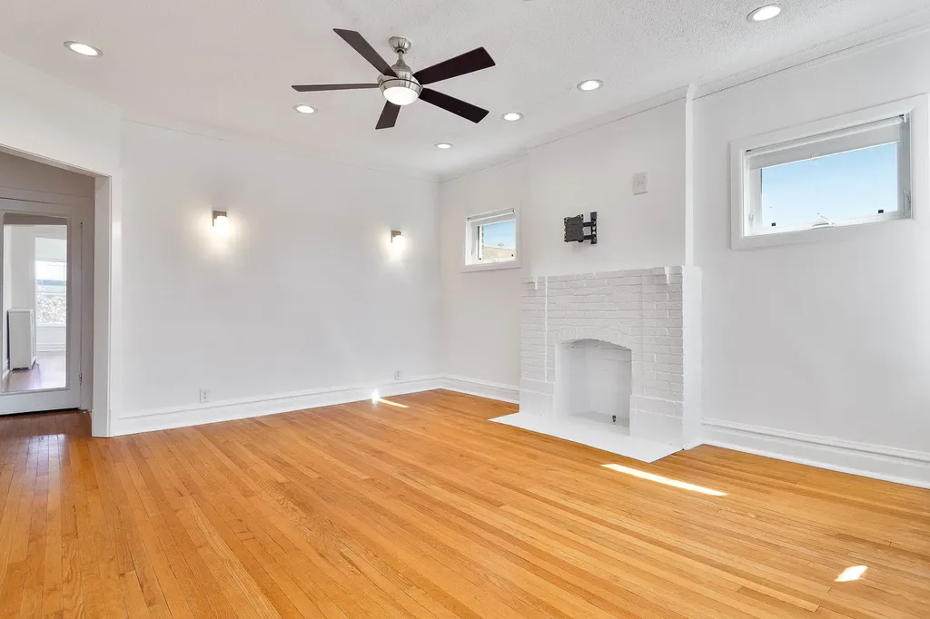 1218 West Albion Avenue Chicago IL 60626