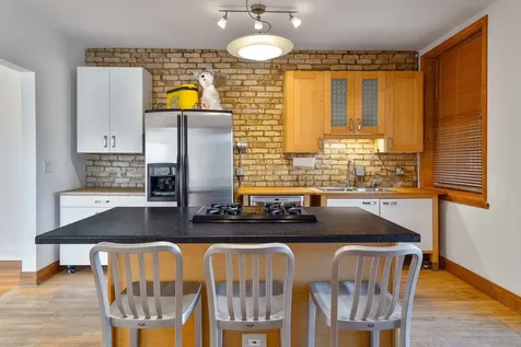 1218 West Albion Avenue Chicago IL 60626